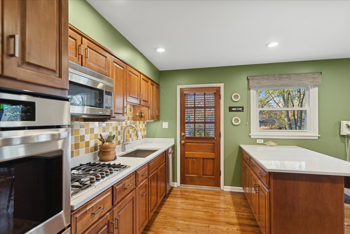 15342 W Clover Lane, Libertyville, IL 60048