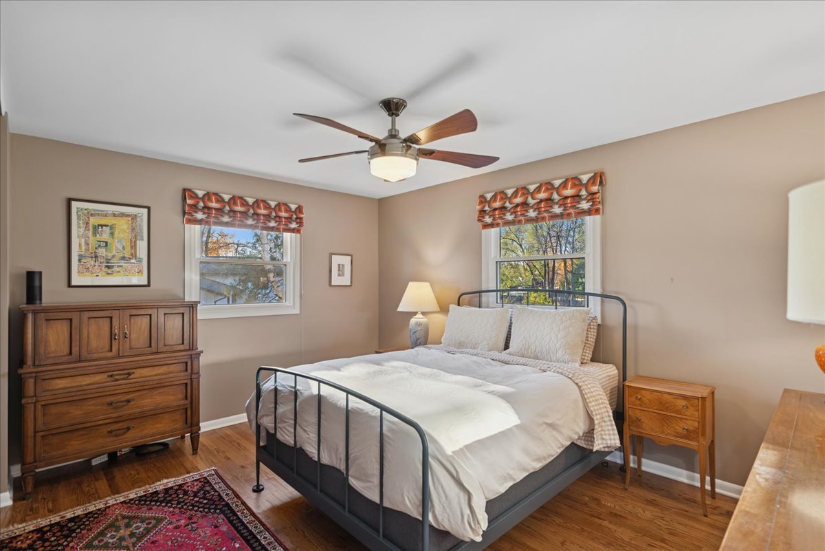 15342 W Clover Lane, Libertyville, IL 60048