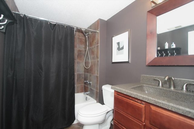 511 Aurora Avenue #416, Naperville, IL 60540