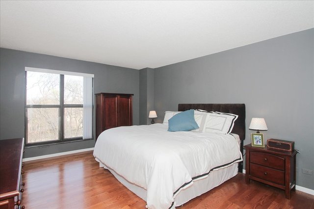 511 Aurora Avenue #416, Naperville, IL 60540