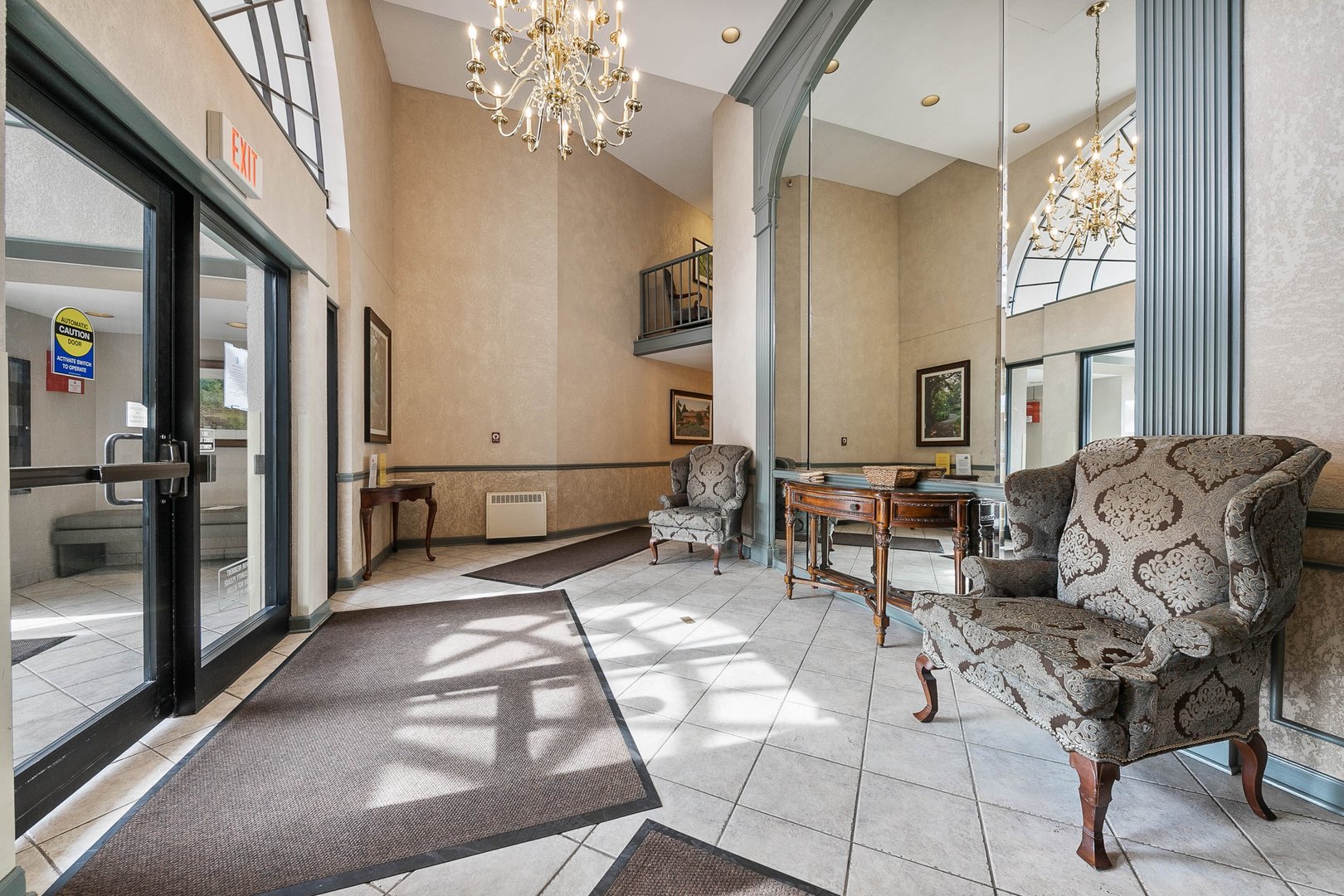 511 Aurora Avenue #416, Naperville, IL 60540