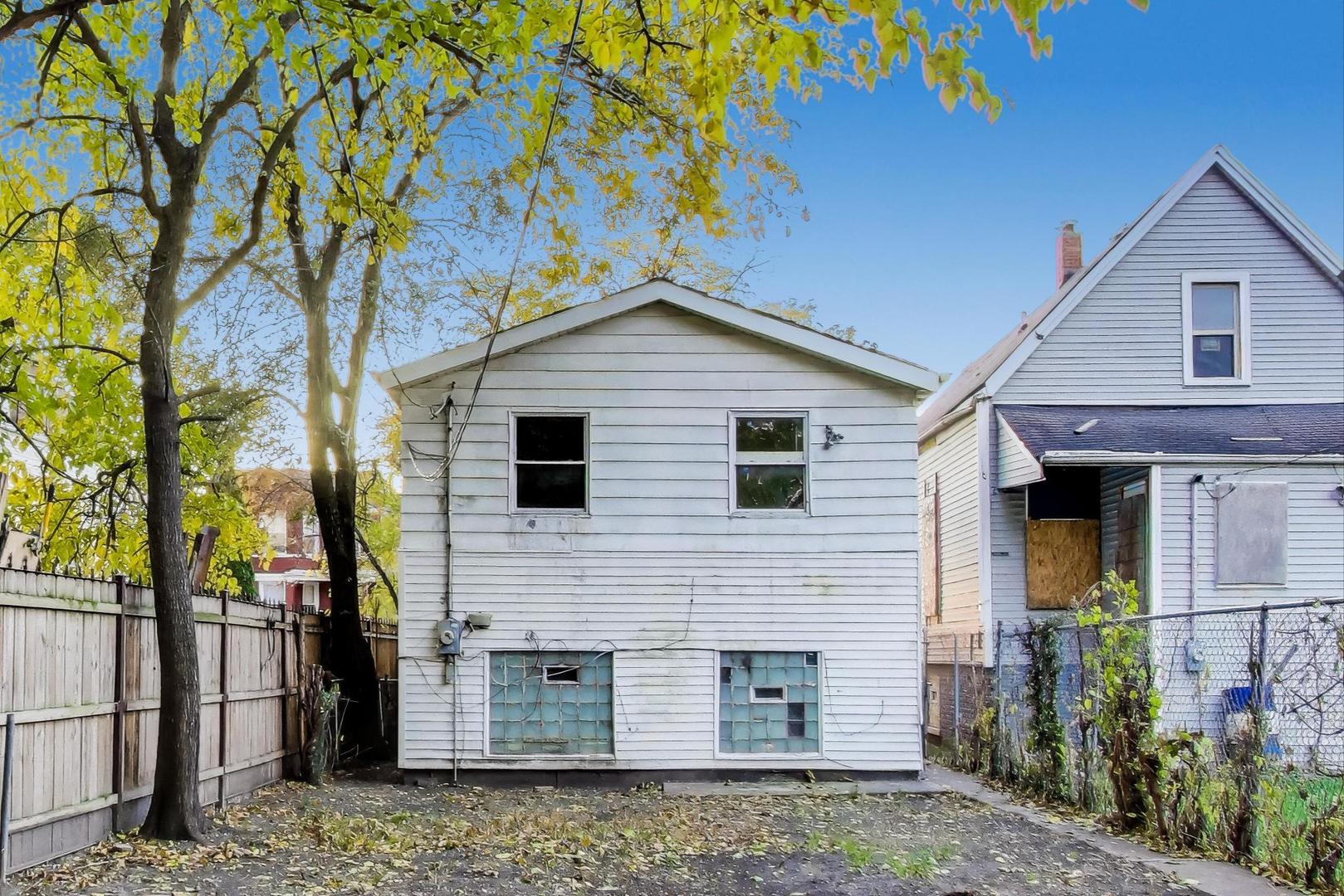 6733 S Throop Street, Chicago, IL 60636