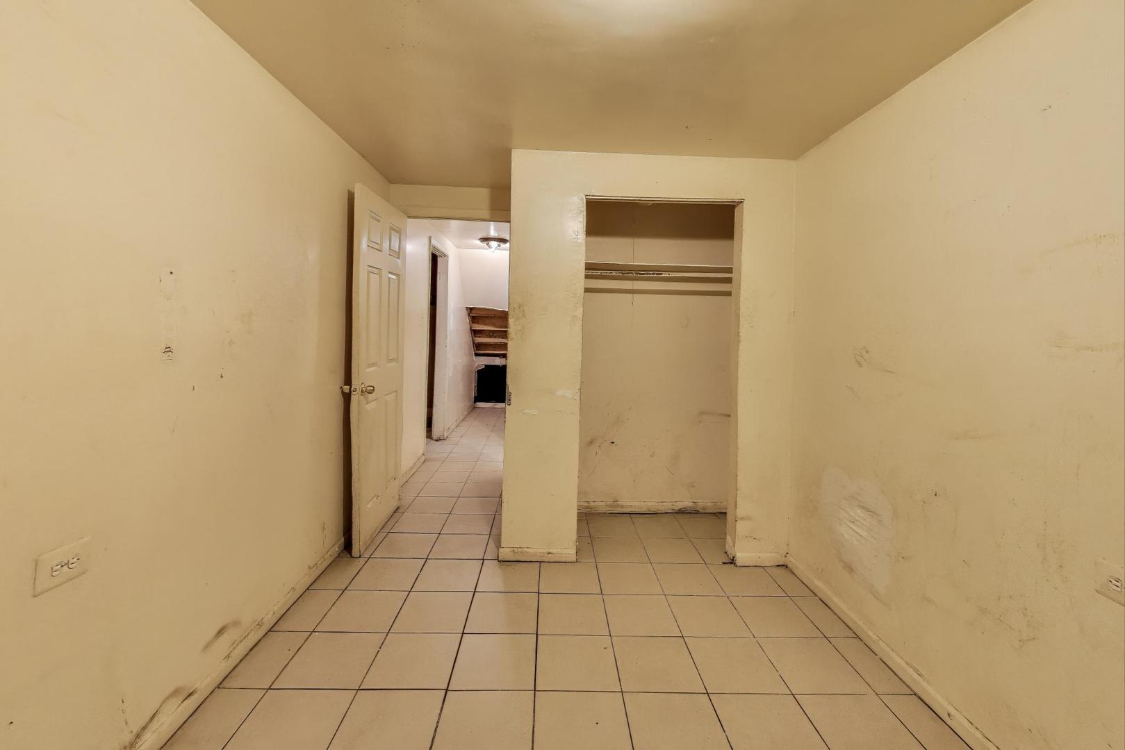 6733 S Throop Street, Chicago, IL 60636