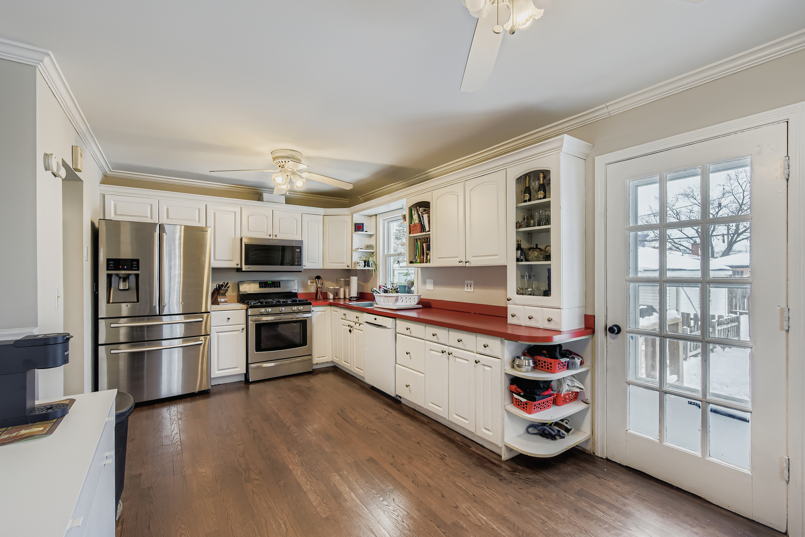 1433 Bristol Avenue, Westchester, IL 60154