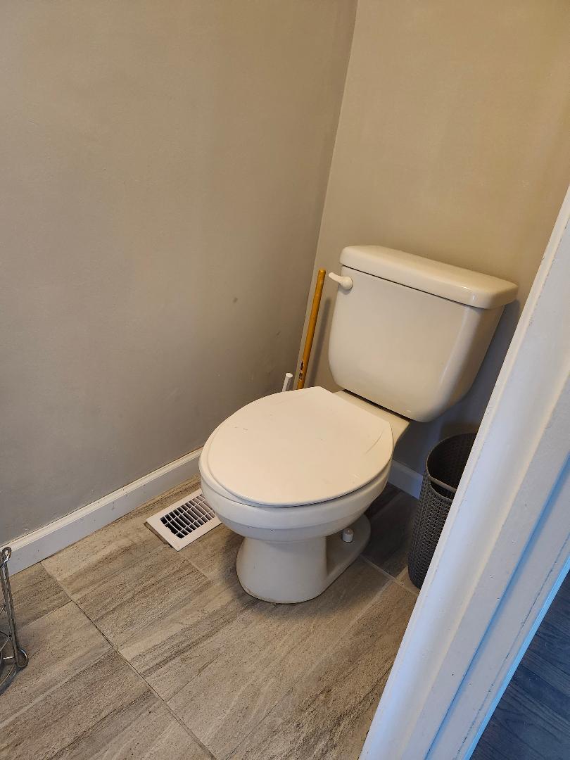 1433 Bristol Avenue, Westchester, IL 60154