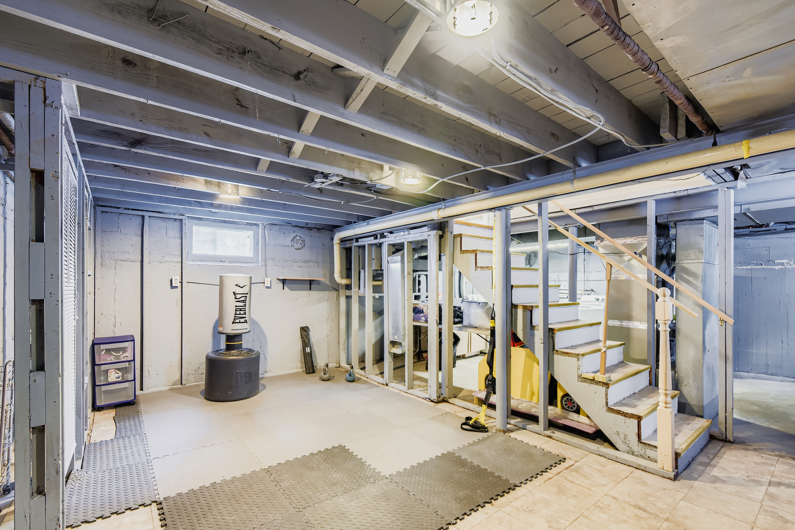 1433 Bristol Avenue, Westchester, IL 60154