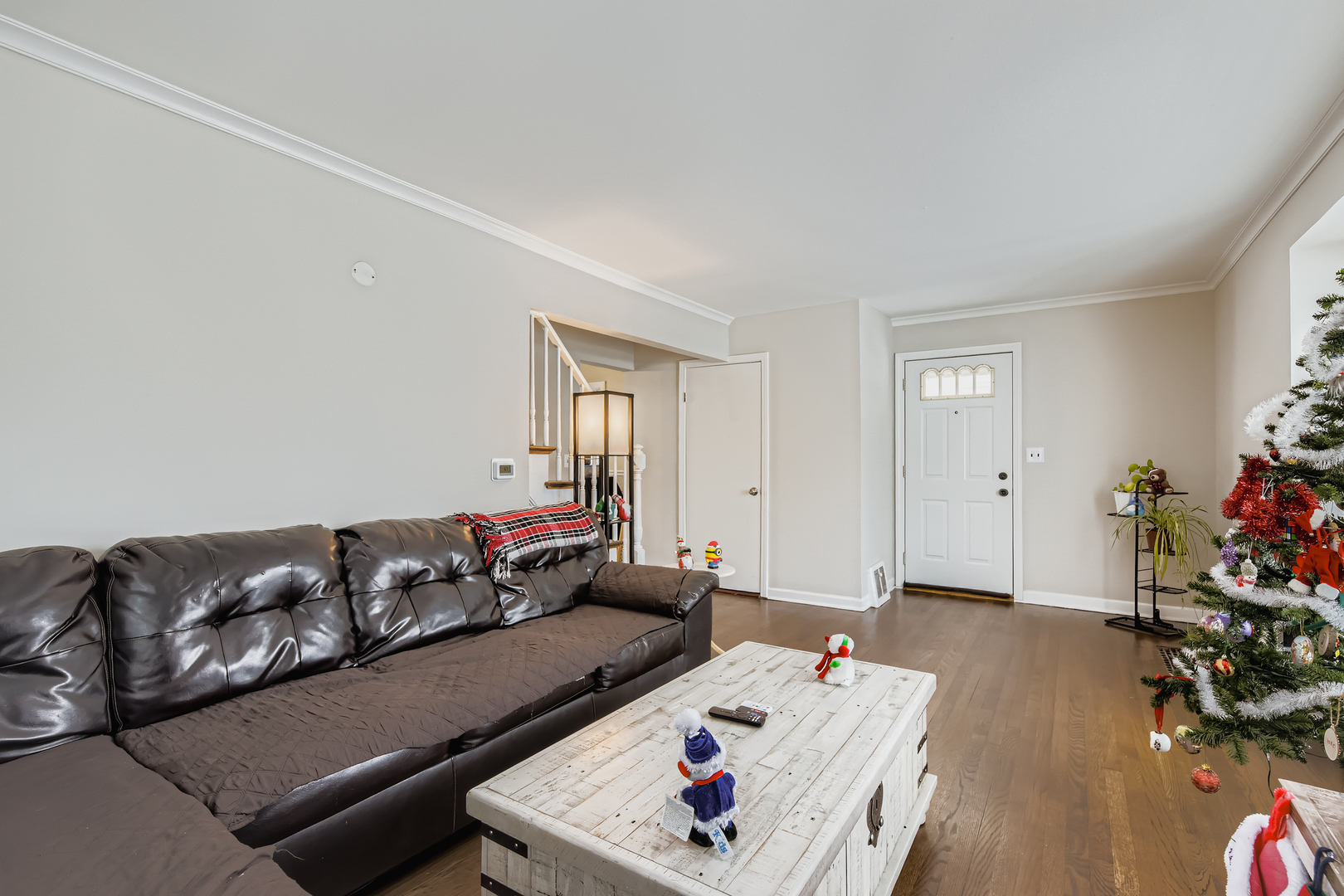 1433 Bristol Avenue, Westchester, IL 60154