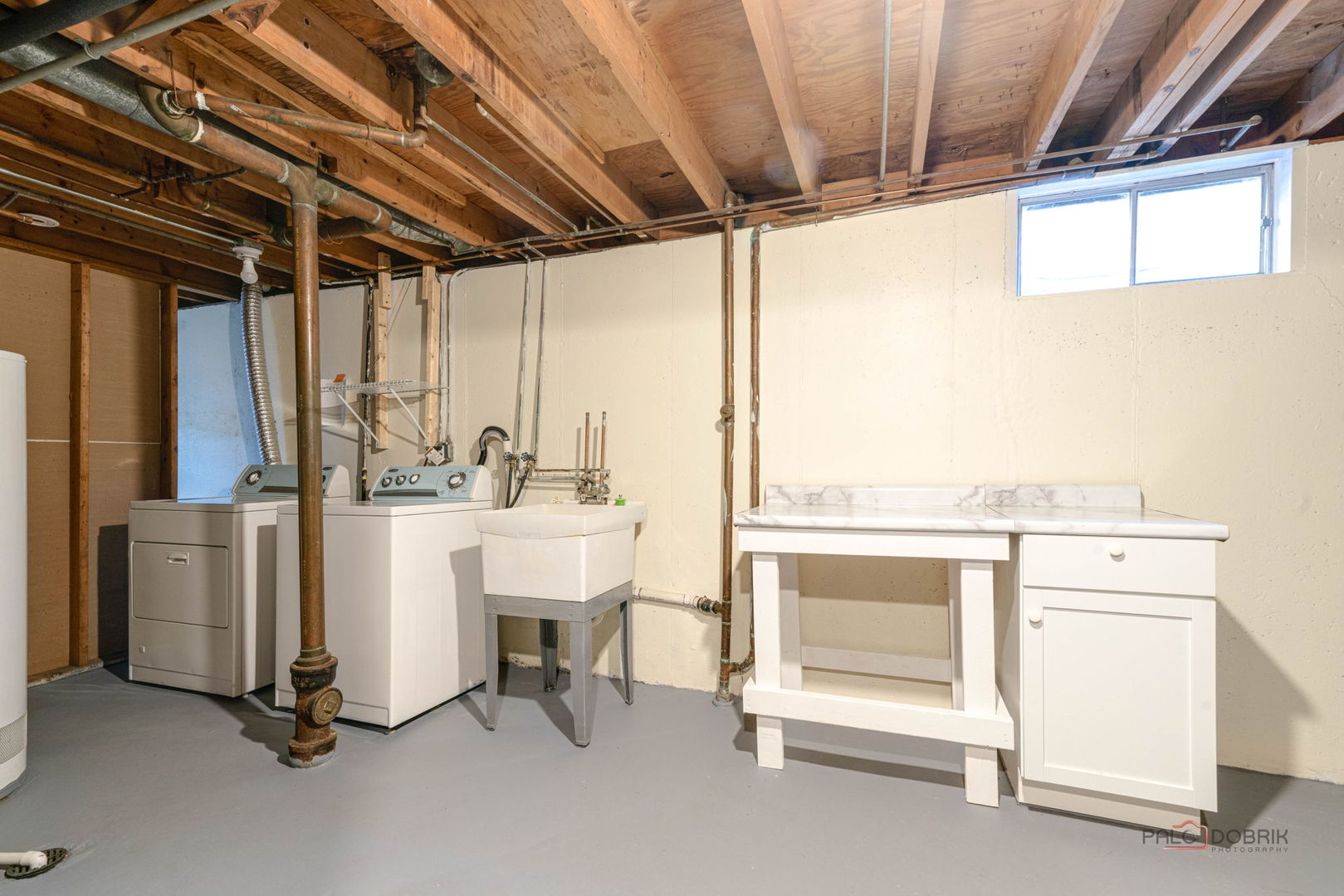 209 E Pineview Drive, Round Lake Park, IL 60073