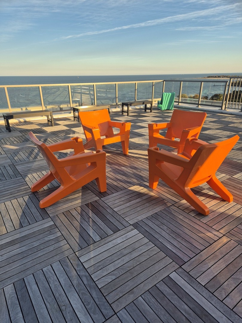 5757 N Sheridan Road #3J, Chicago, IL 60660