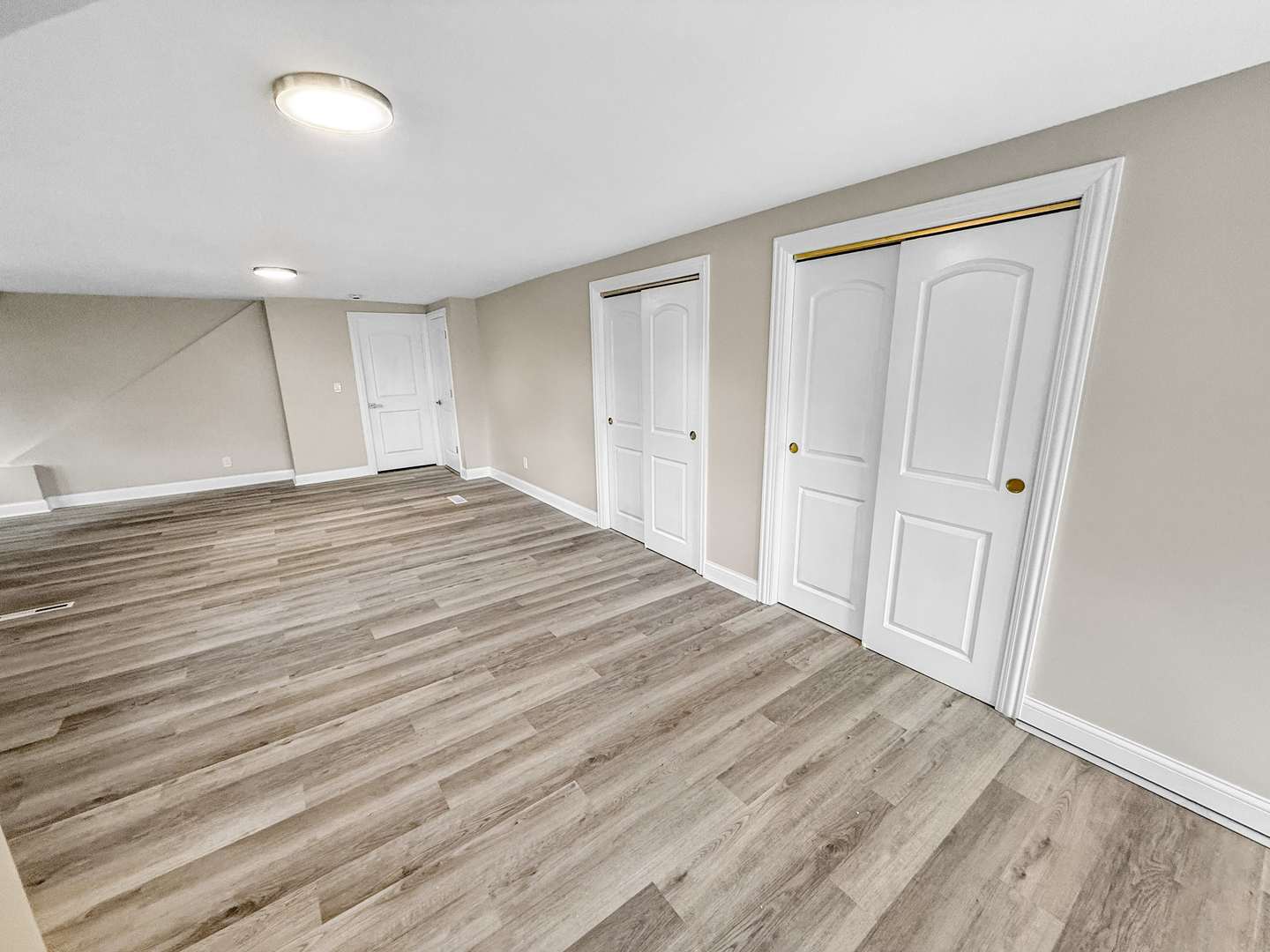 2914 Ridge Road, Lansing, IL 60438