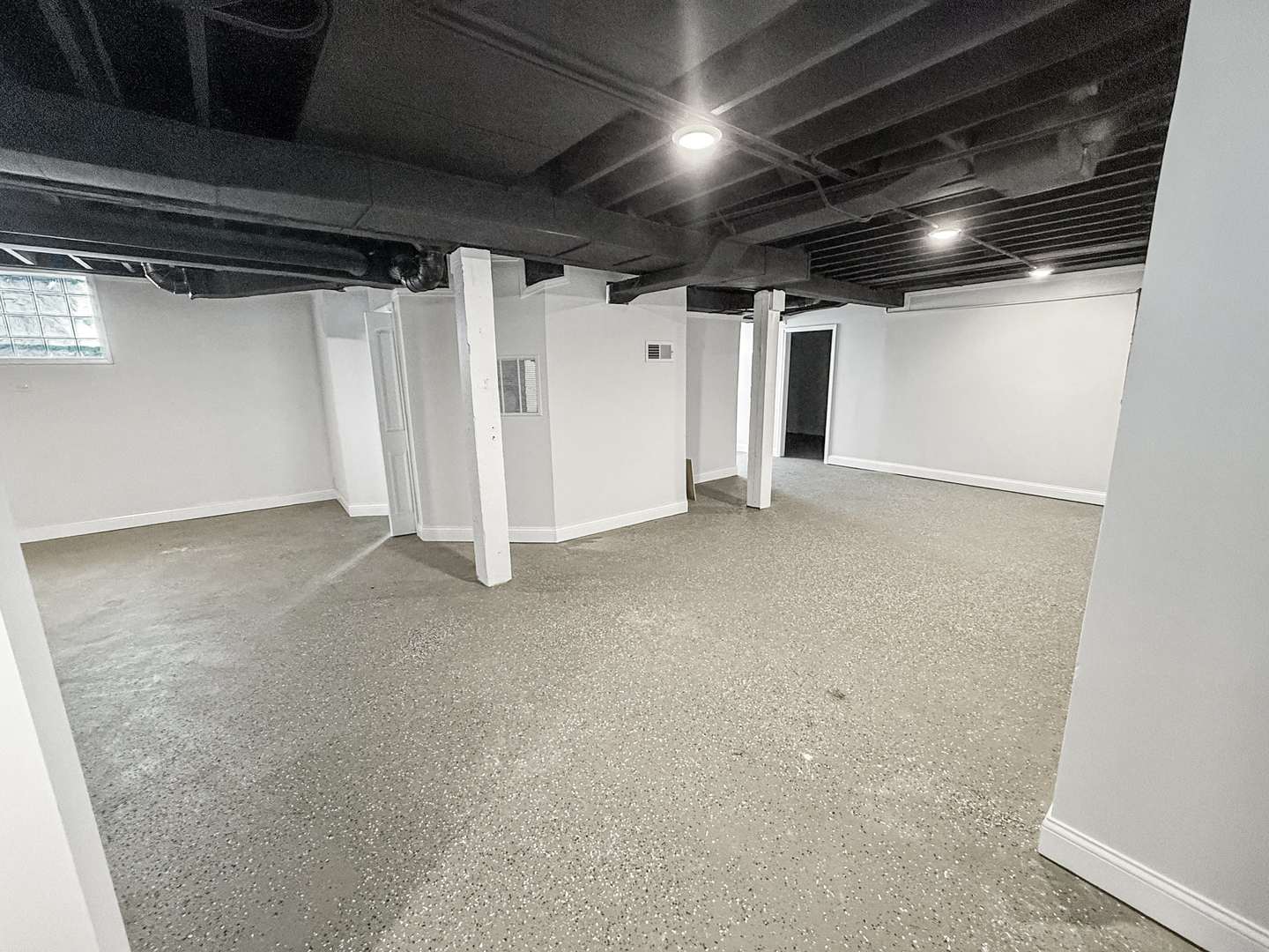 2914 Ridge Road, Lansing, IL 60438