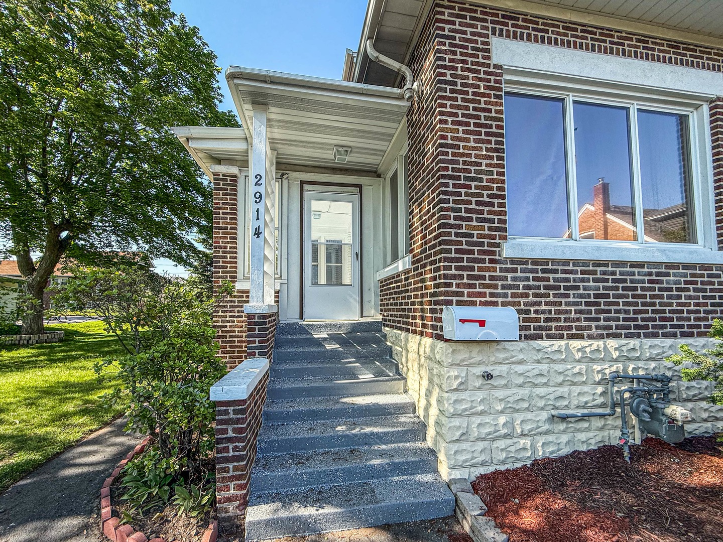 2914 Ridge Road, Lansing, IL 60438