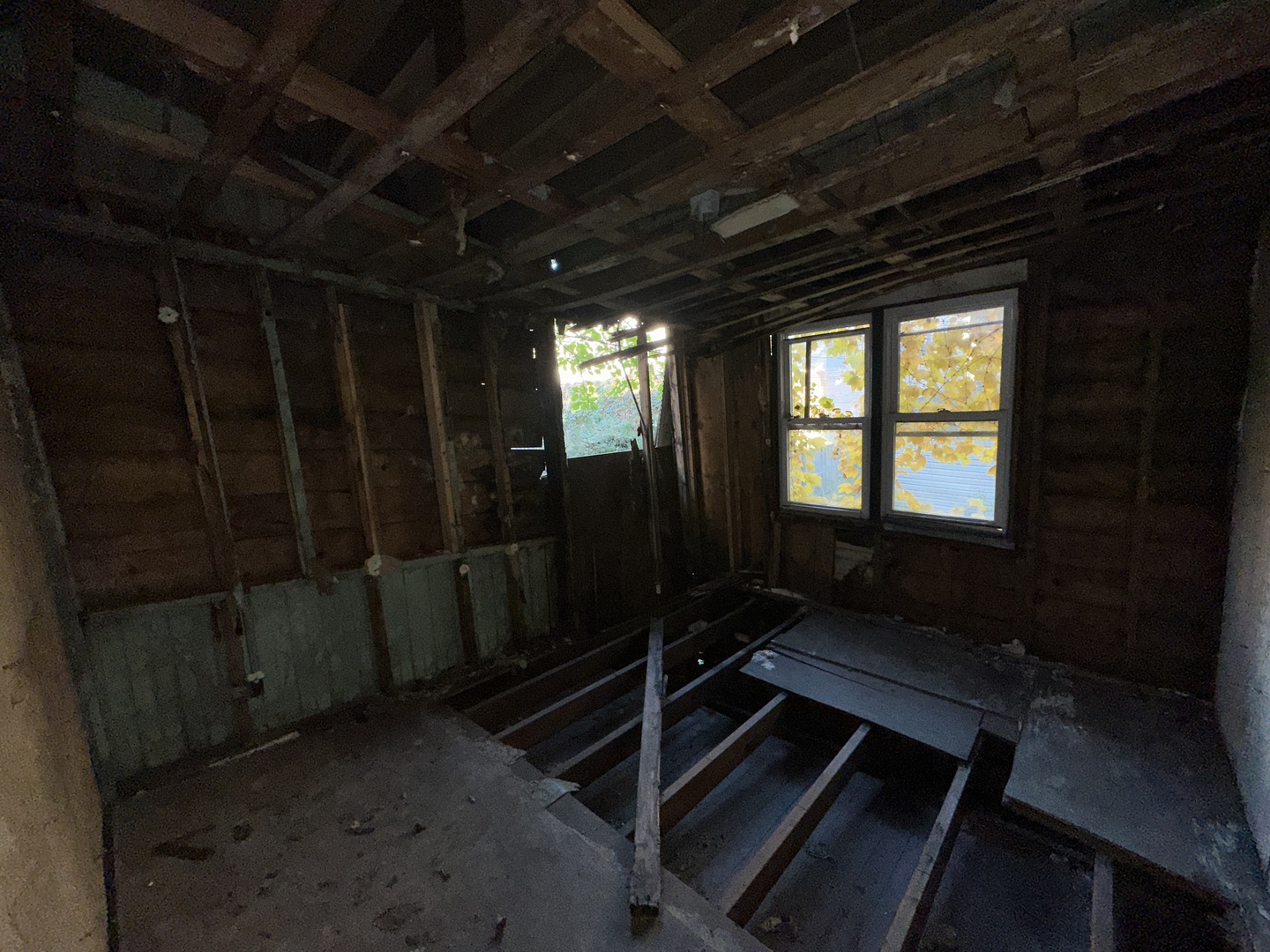 8039 S Ingleside Avenue, Chicago, IL 60619