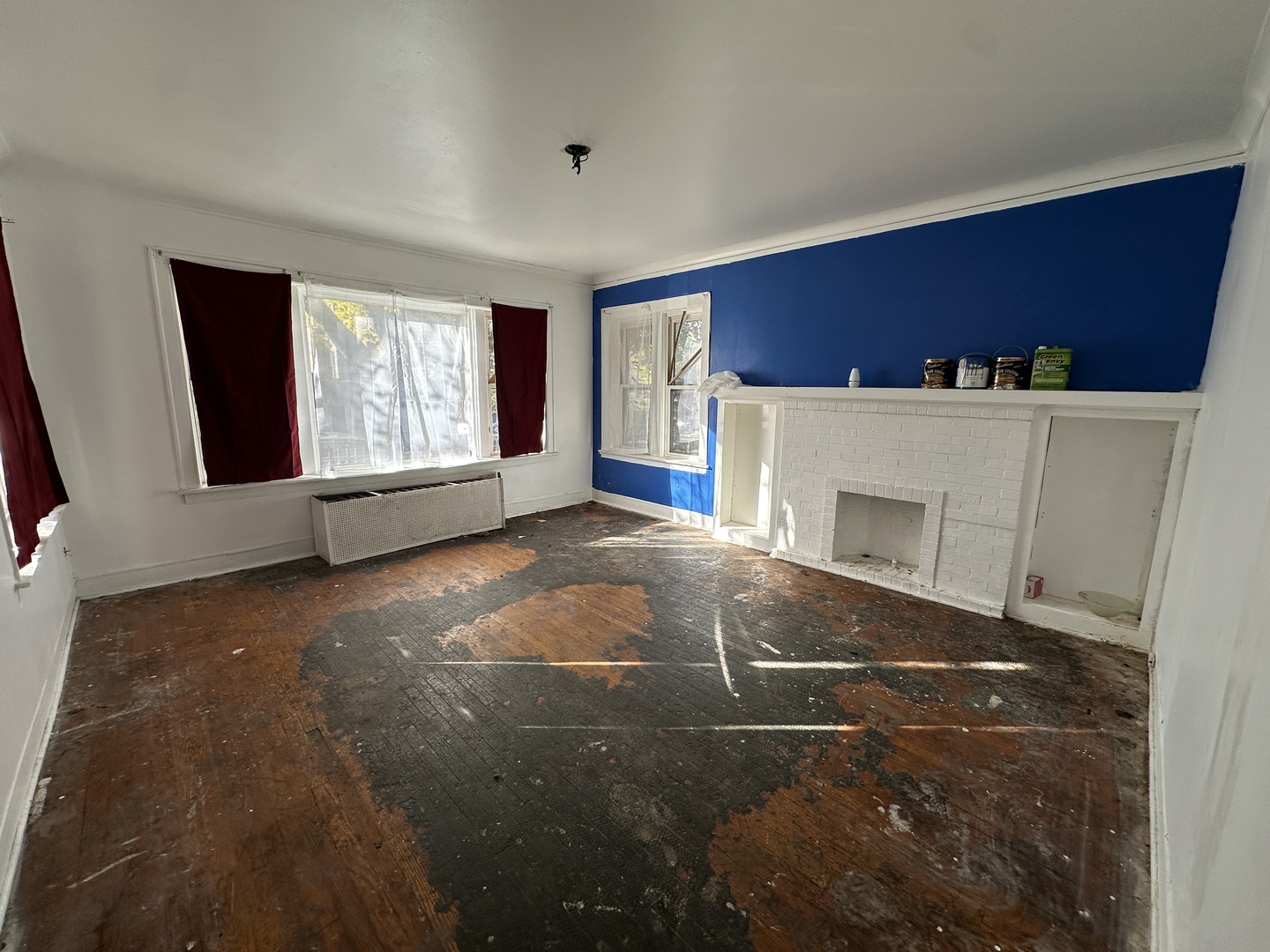 8039 S Ingleside Avenue, Chicago, IL 60619