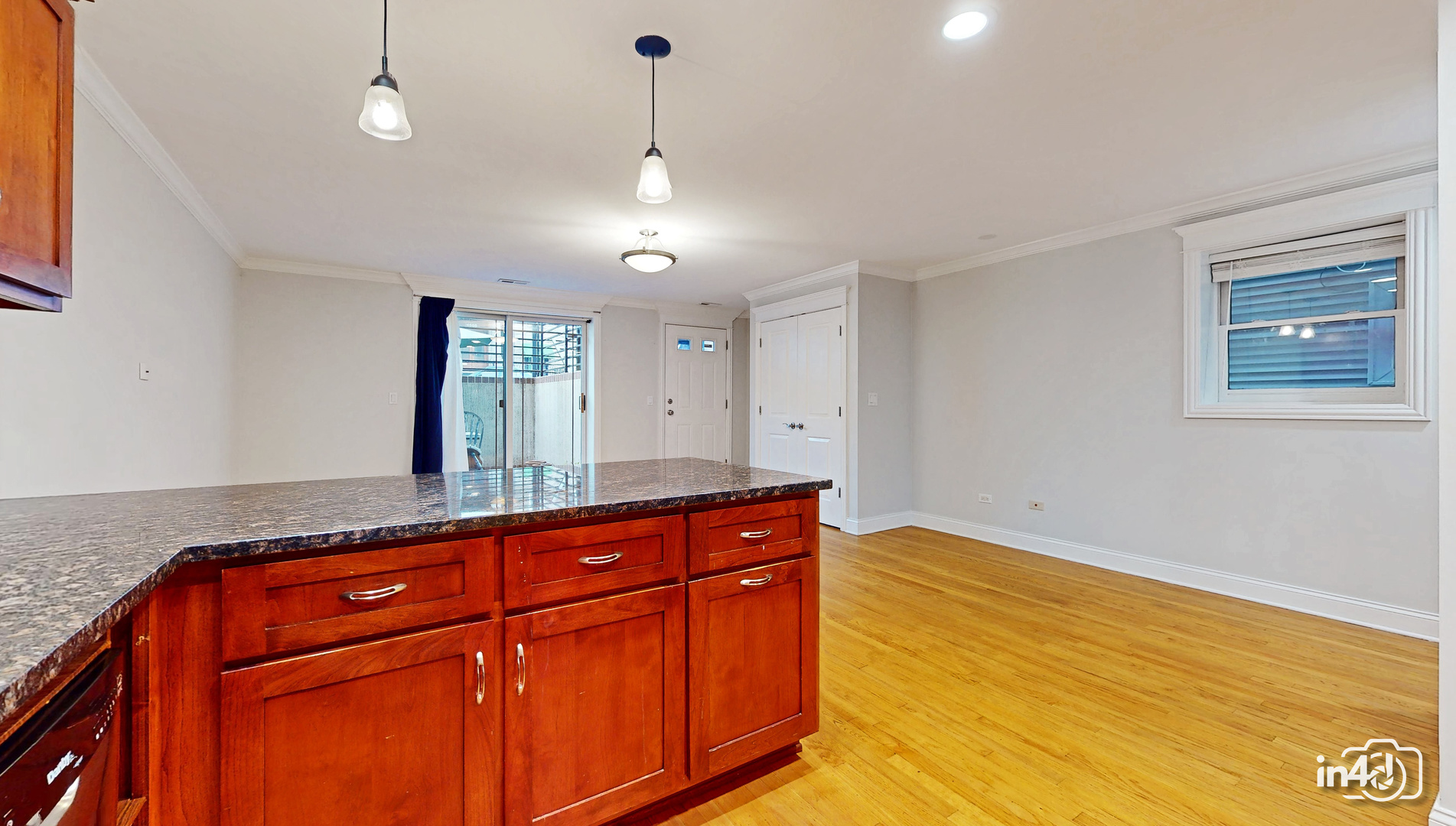 1504 W Augusta Boulevard #1, Chicago, IL 60642