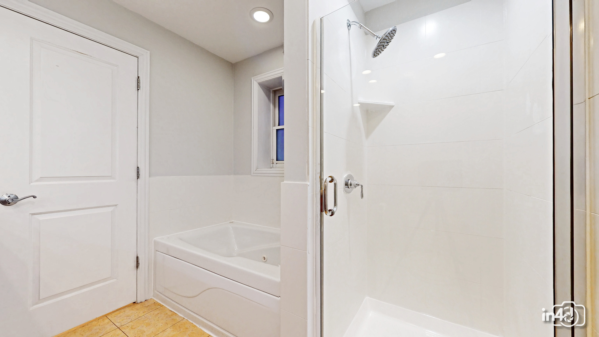 1504 W Augusta Boulevard #1, Chicago, IL 60642