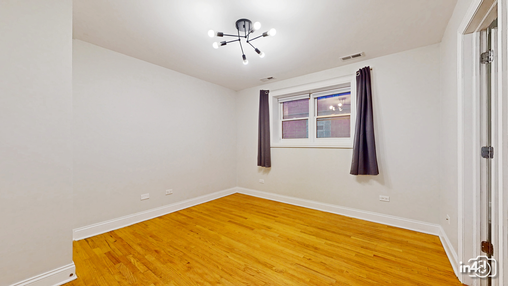 1504 W Augusta Boulevard #1, Chicago, IL 60642