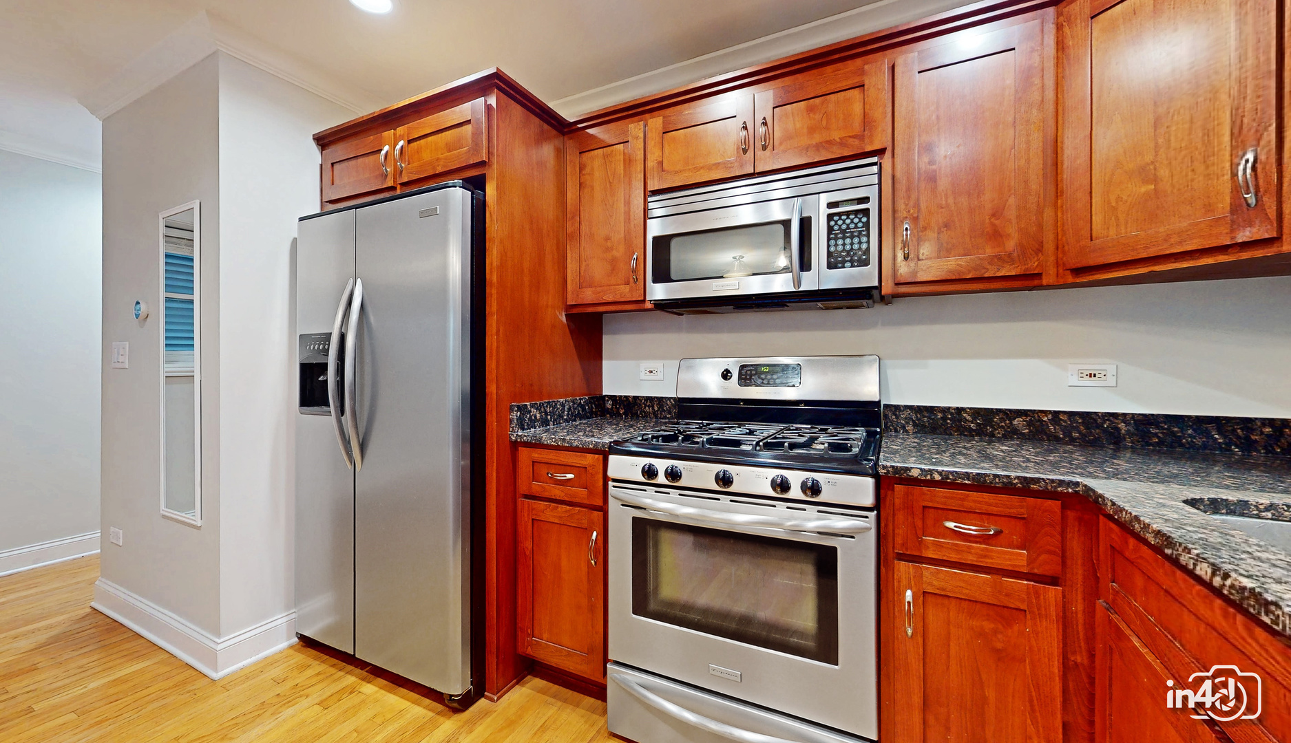 1504 W Augusta Boulevard #1, Chicago, IL 60642