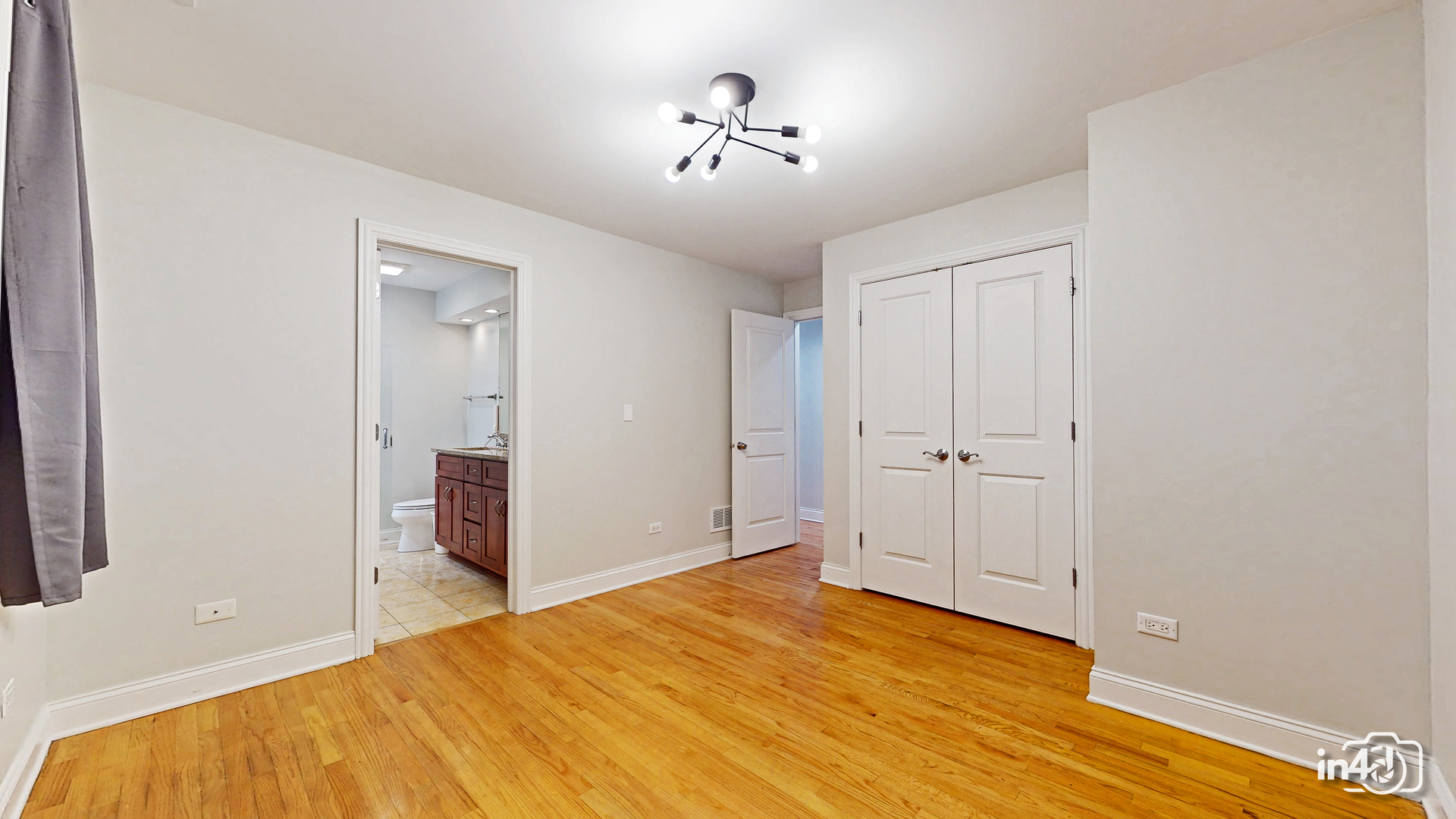 1504 W Augusta Boulevard #1, Chicago, IL 60642