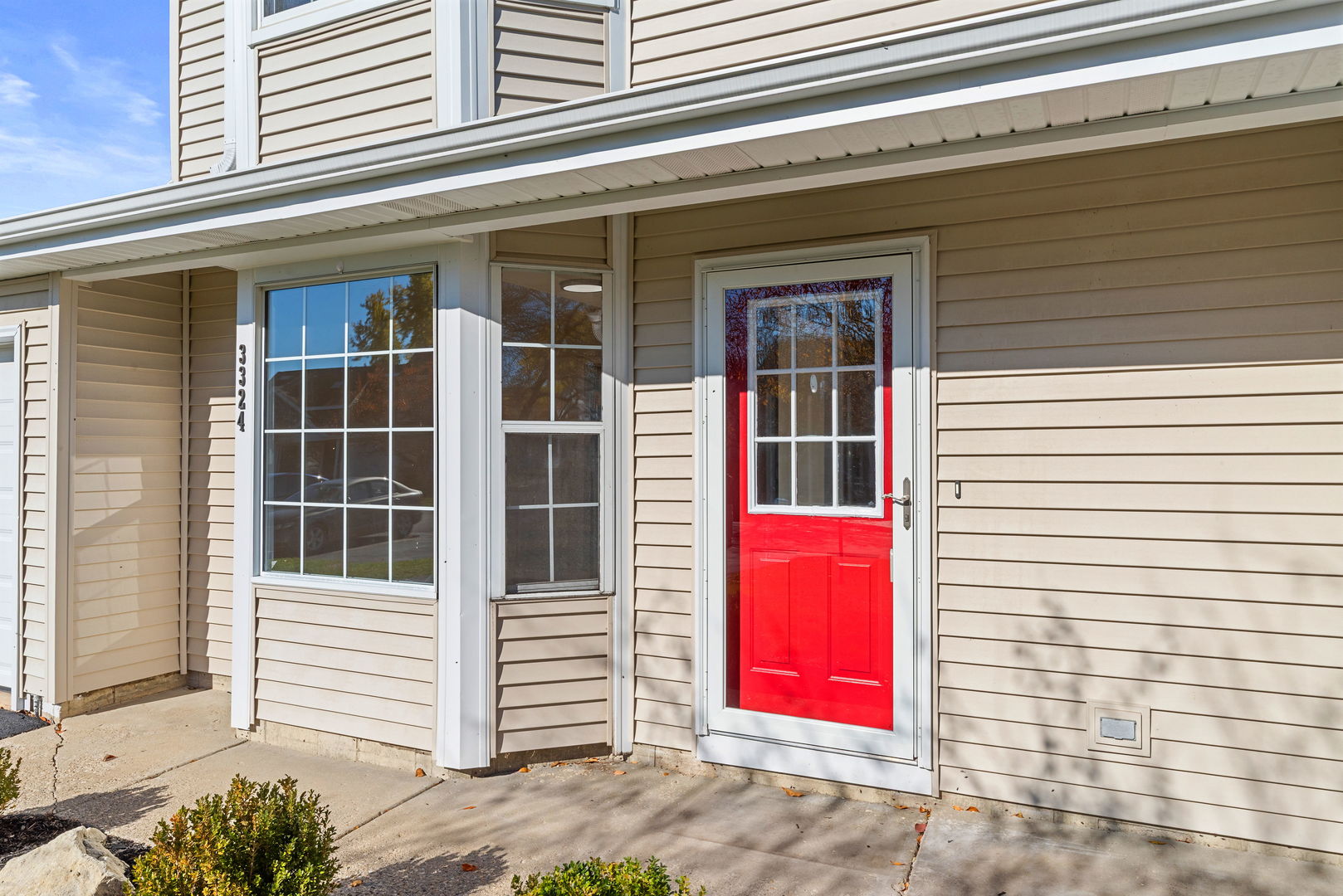 3324 Greenwich Lane, Island Lake, IL 60042