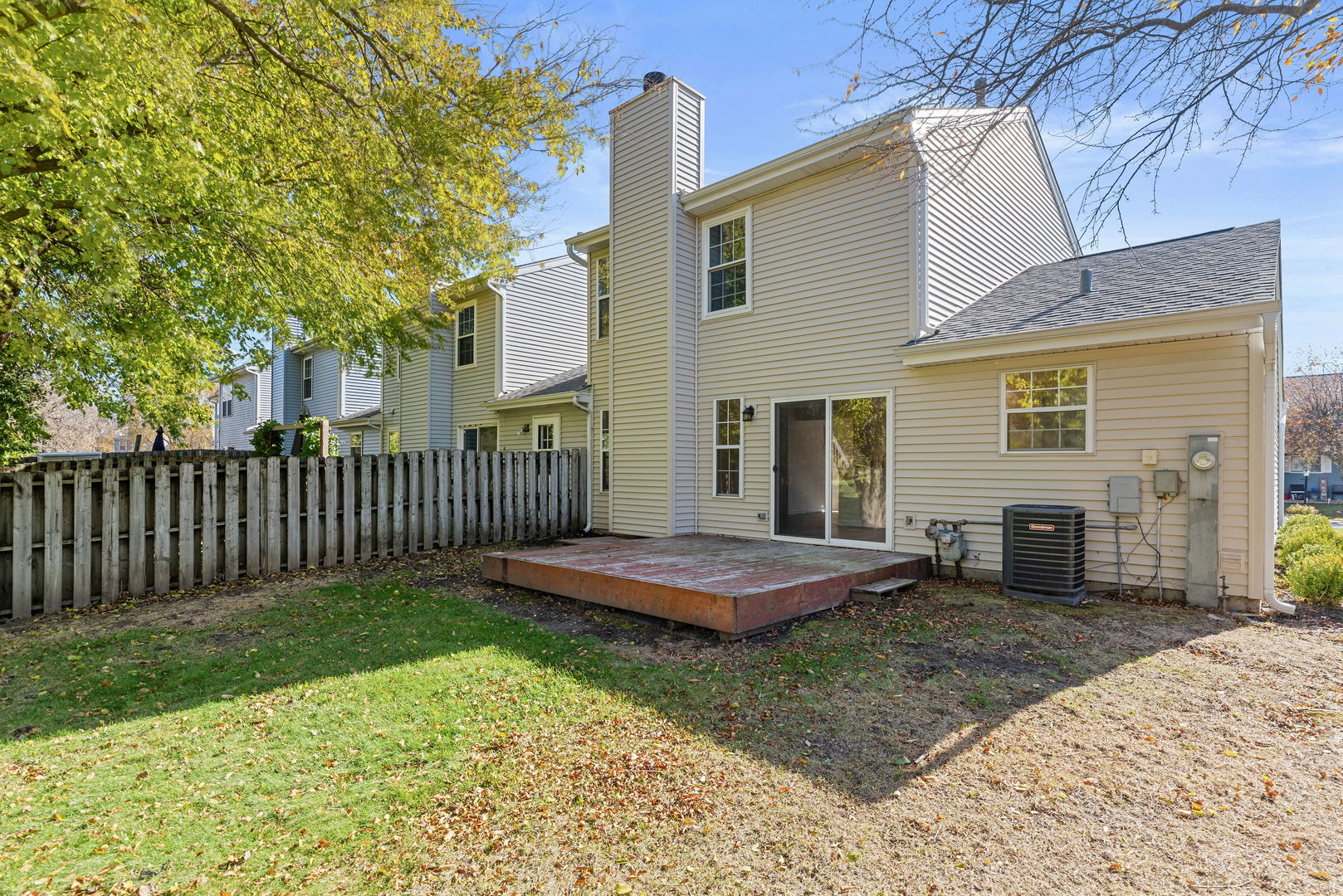 3324 Greenwich Lane, Island Lake, IL 60042