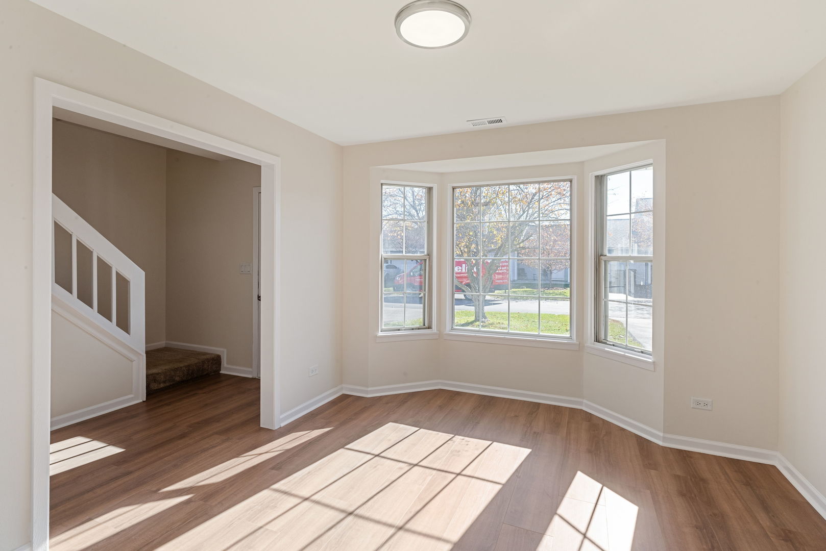 3324 Greenwich Lane, Island Lake, IL 60042