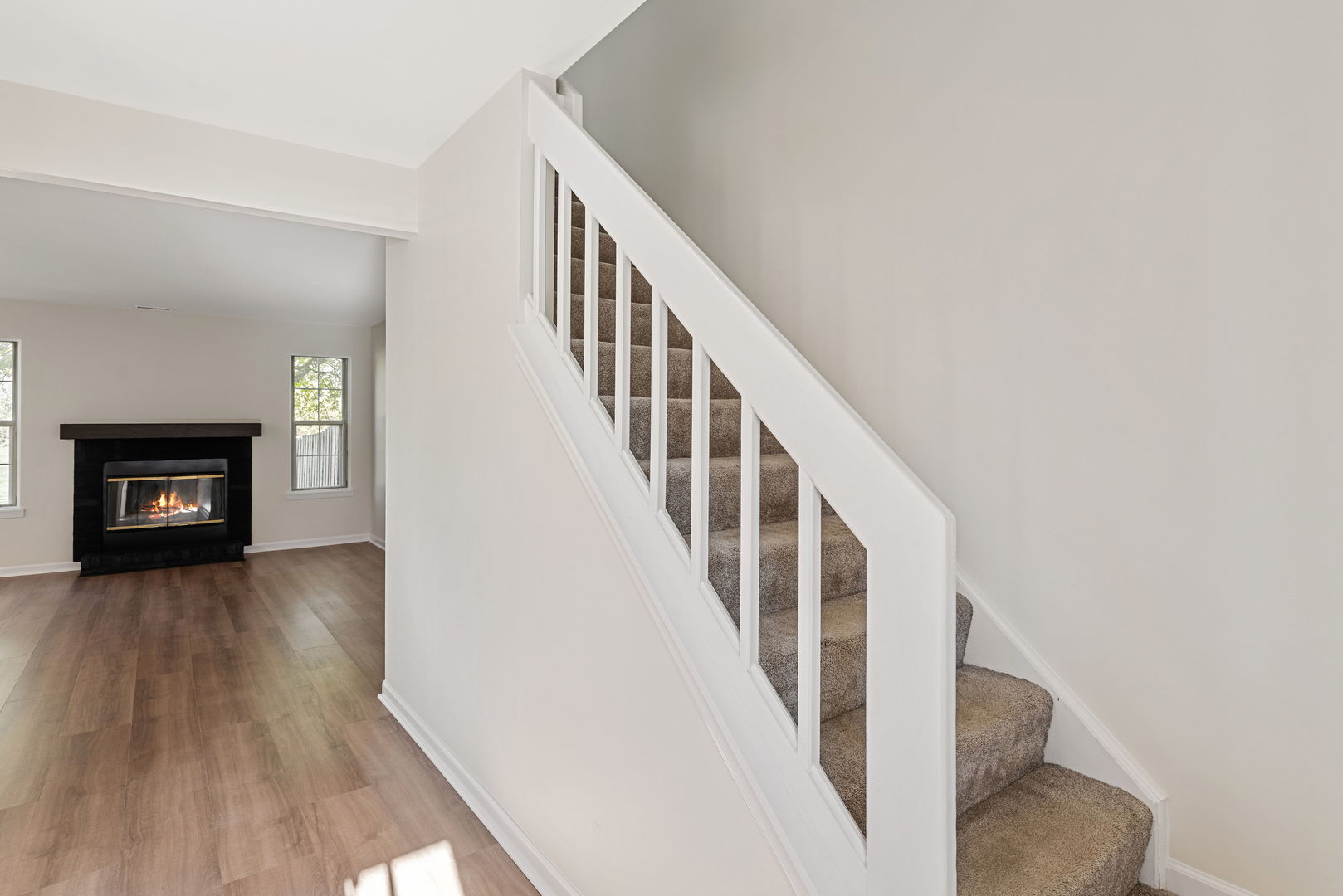 3324 Greenwich Lane, Island Lake, IL 60042