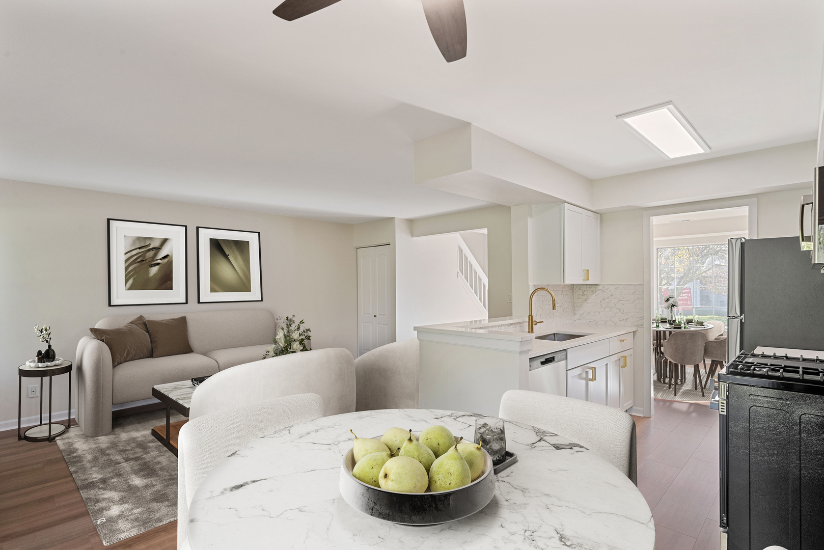 3324 Greenwich Lane, Island Lake, IL 60042