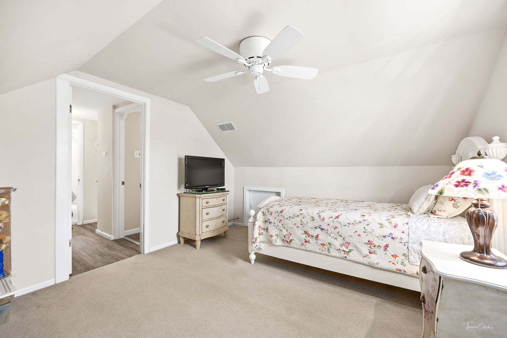 1901 Curtiss Street, Downers Grove, IL 60515