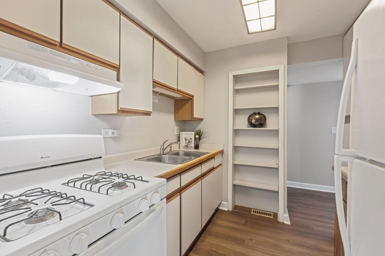 Streamwood, IL 60107