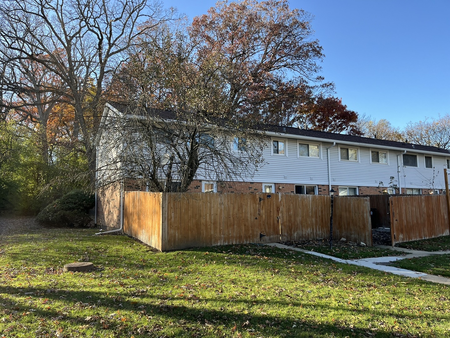 Streamwood, IL 60107