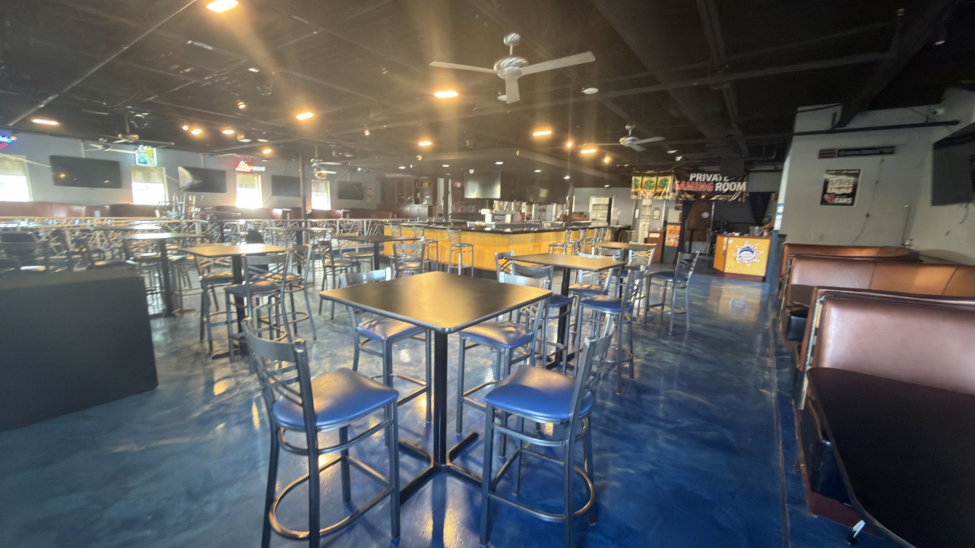 6010 S Cass Avenue, Westmont, IL 60559