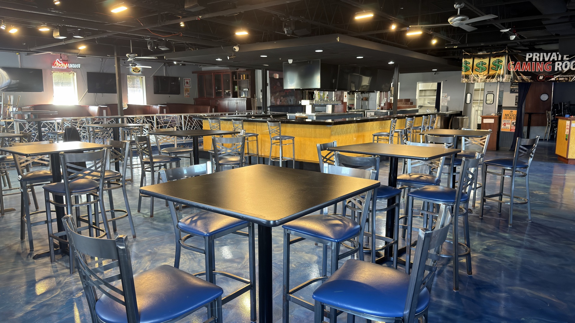 6010 S Cass Avenue, Westmont, IL 60559