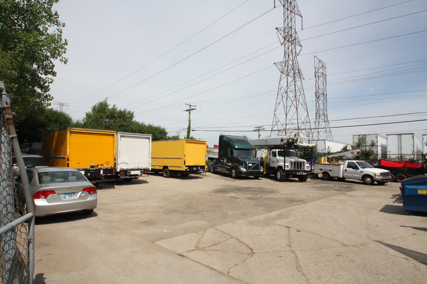 814 S Westwood Avenue, Addison, IL 60101