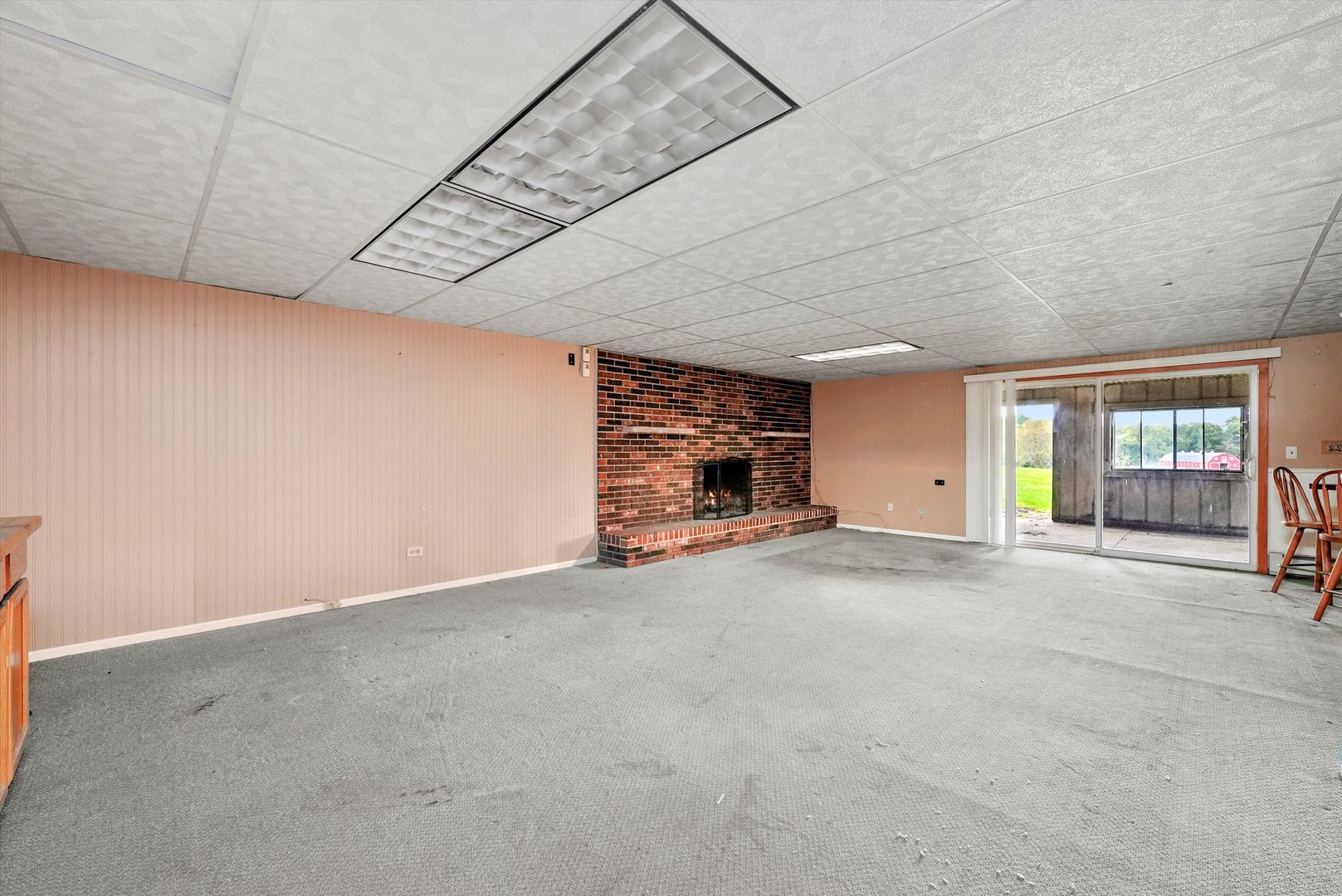 1406 W Lincoln Road, McHenry, IL 60051