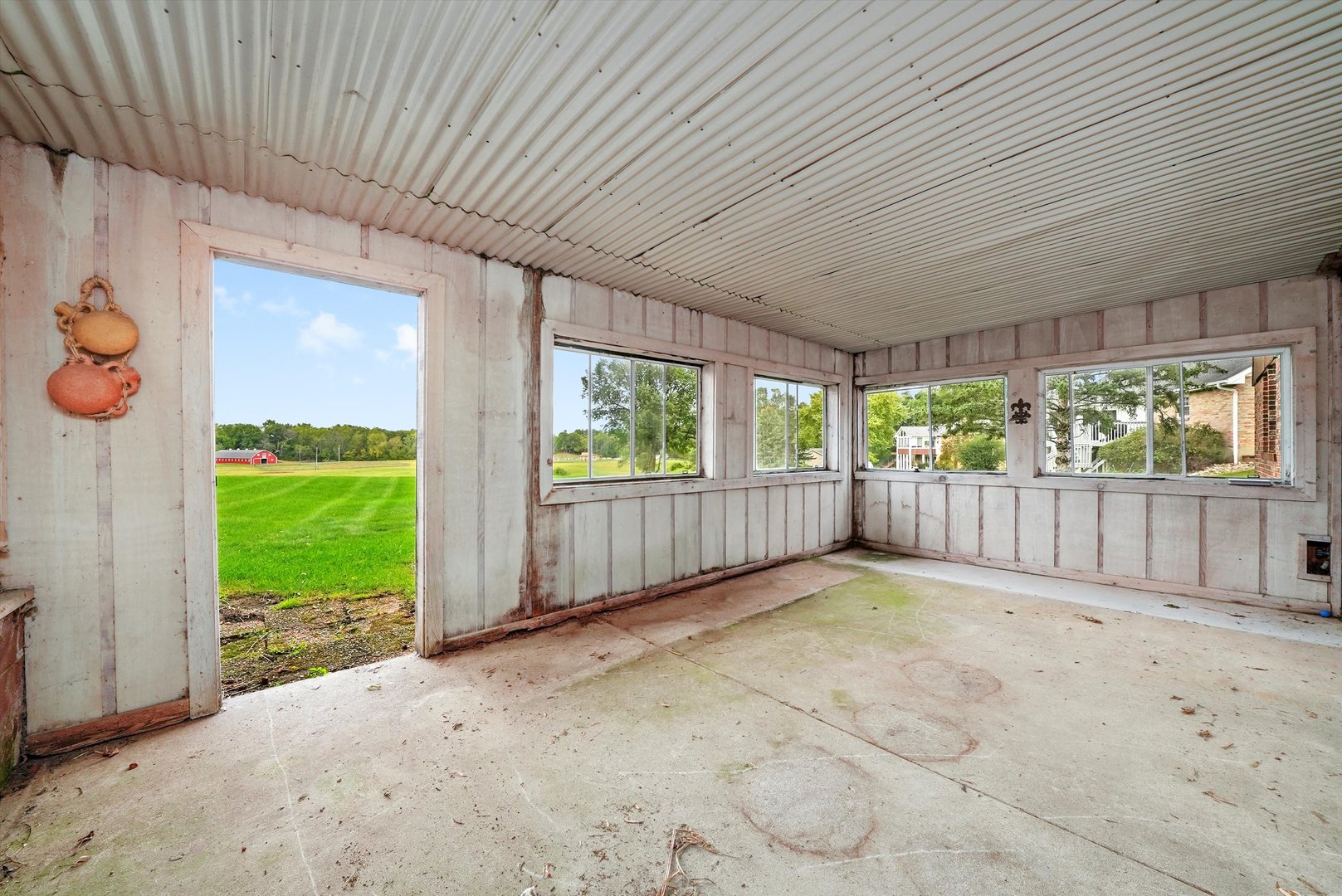 1406 W Lincoln Road, McHenry, IL 60051