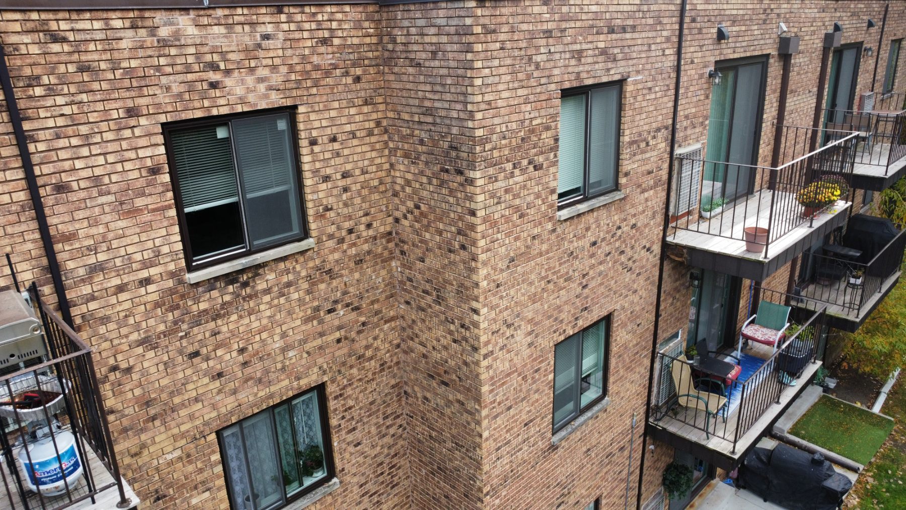 228 E Rimini Court, Palatine, IL 60067