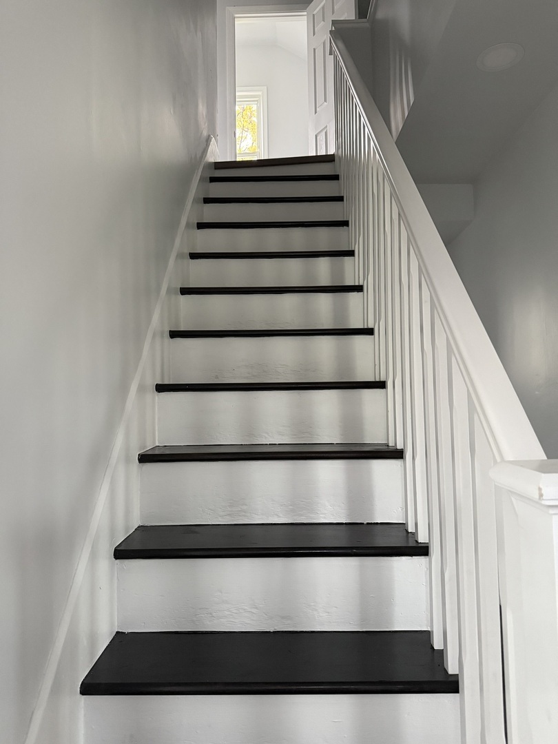 102 8th Avenue, Mendota, IL 61342