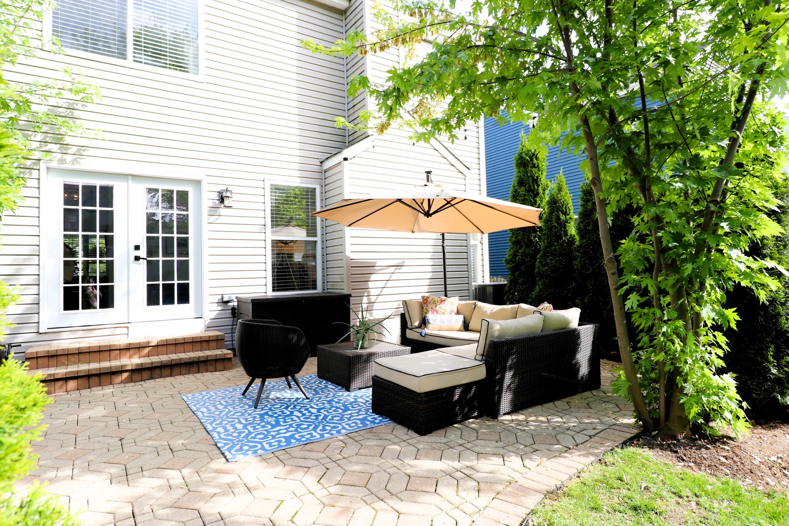 2207 Periwinkle Lane, Naperville, IL 60540