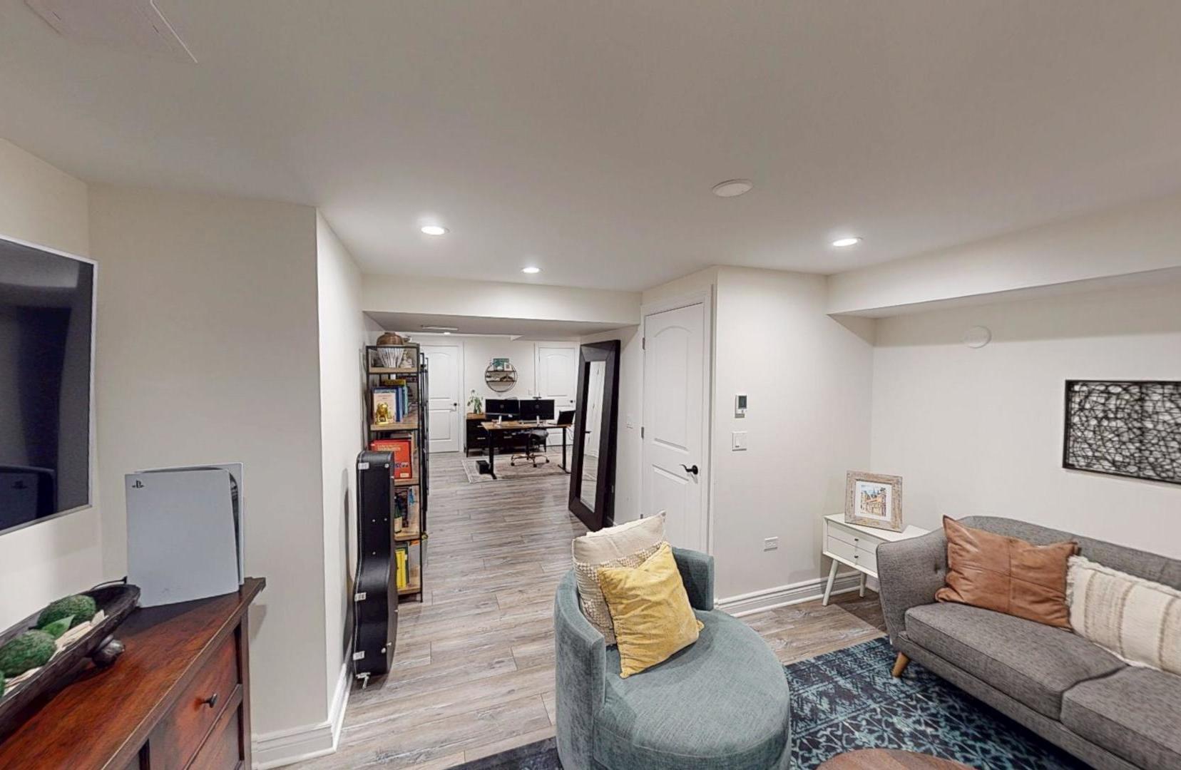 2207 Periwinkle Lane, Naperville, IL 60540