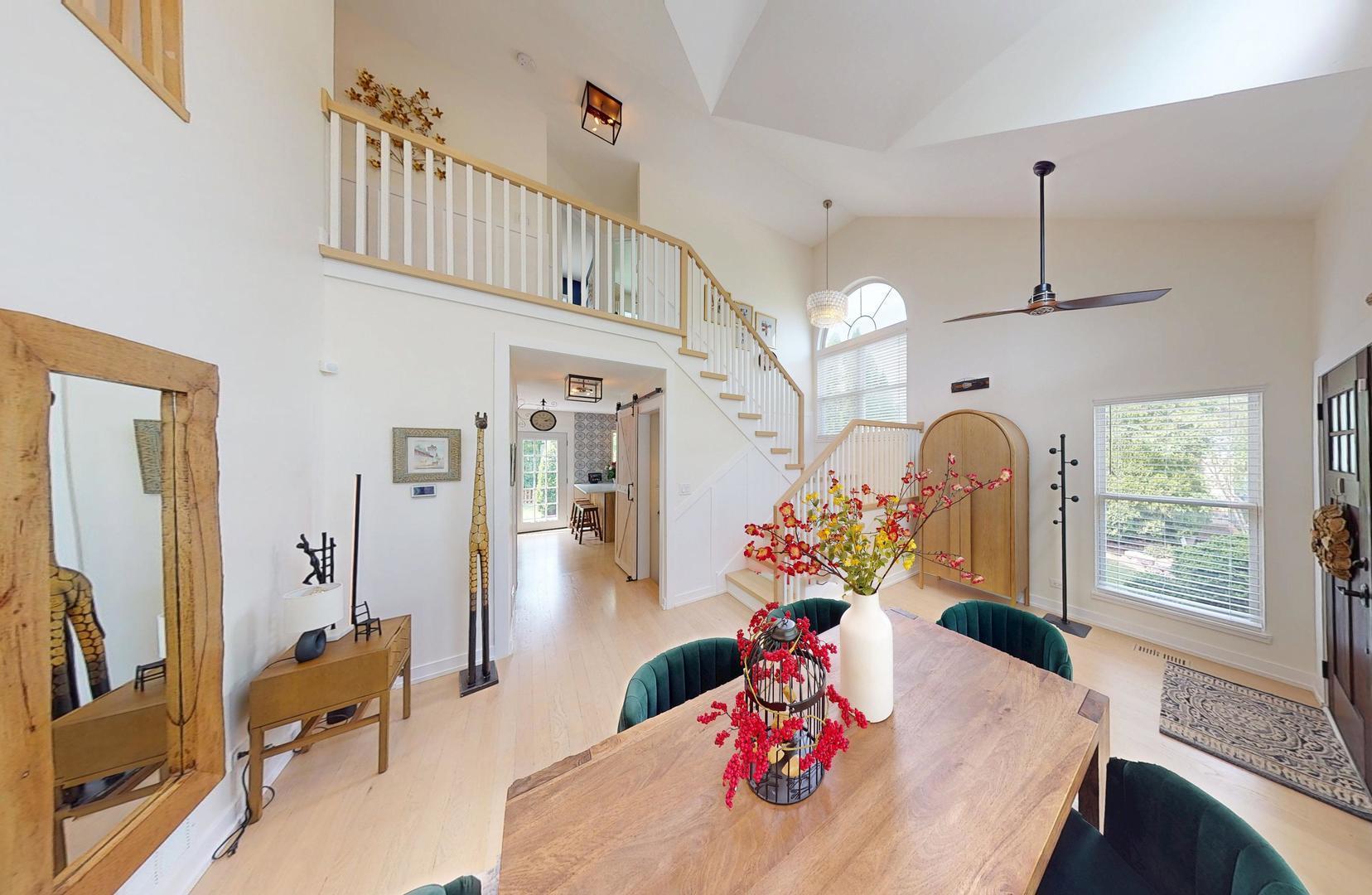 2207 Periwinkle Lane, Naperville, IL 60540