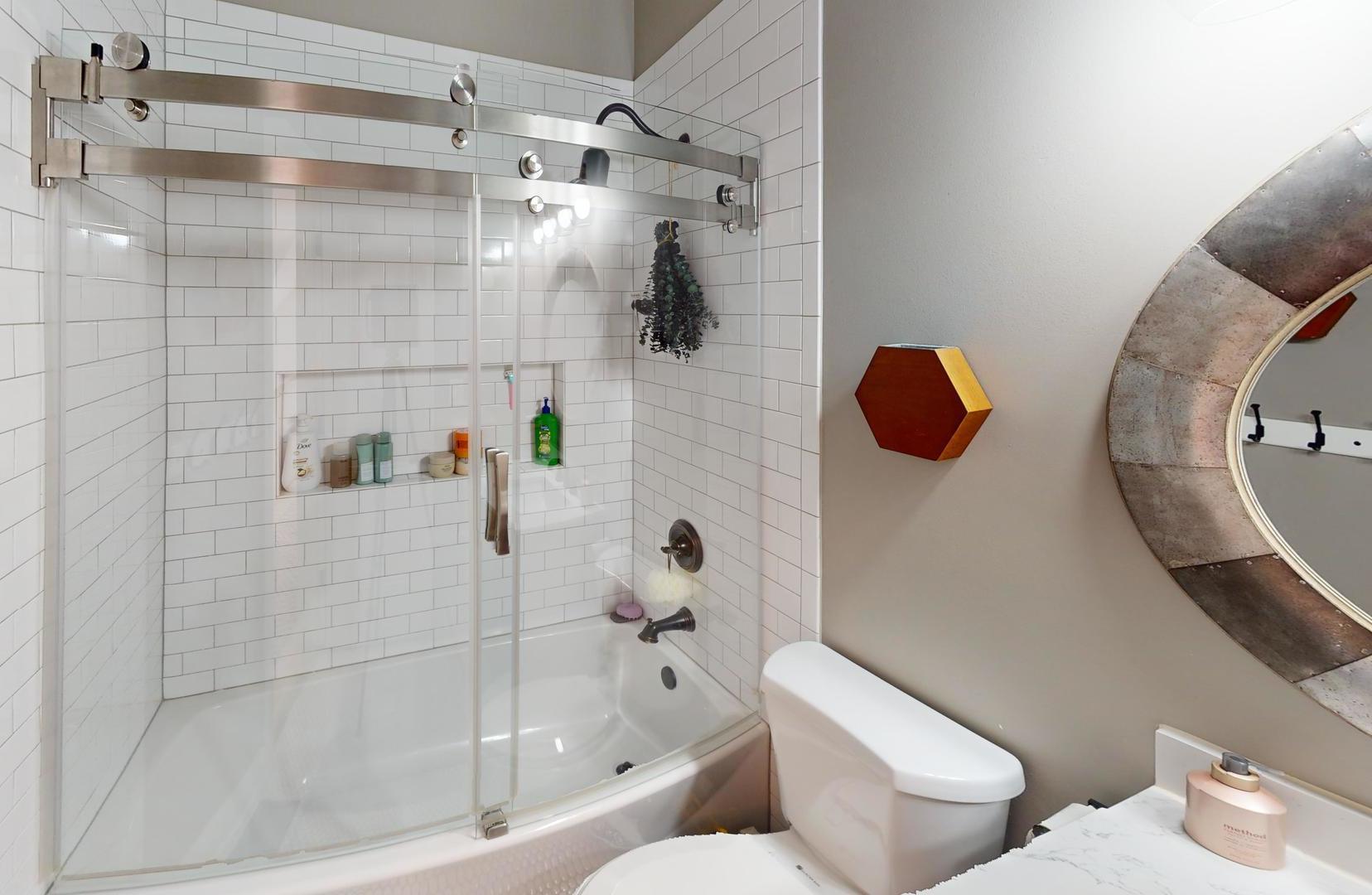 2207 Periwinkle Lane, Naperville, IL 60540