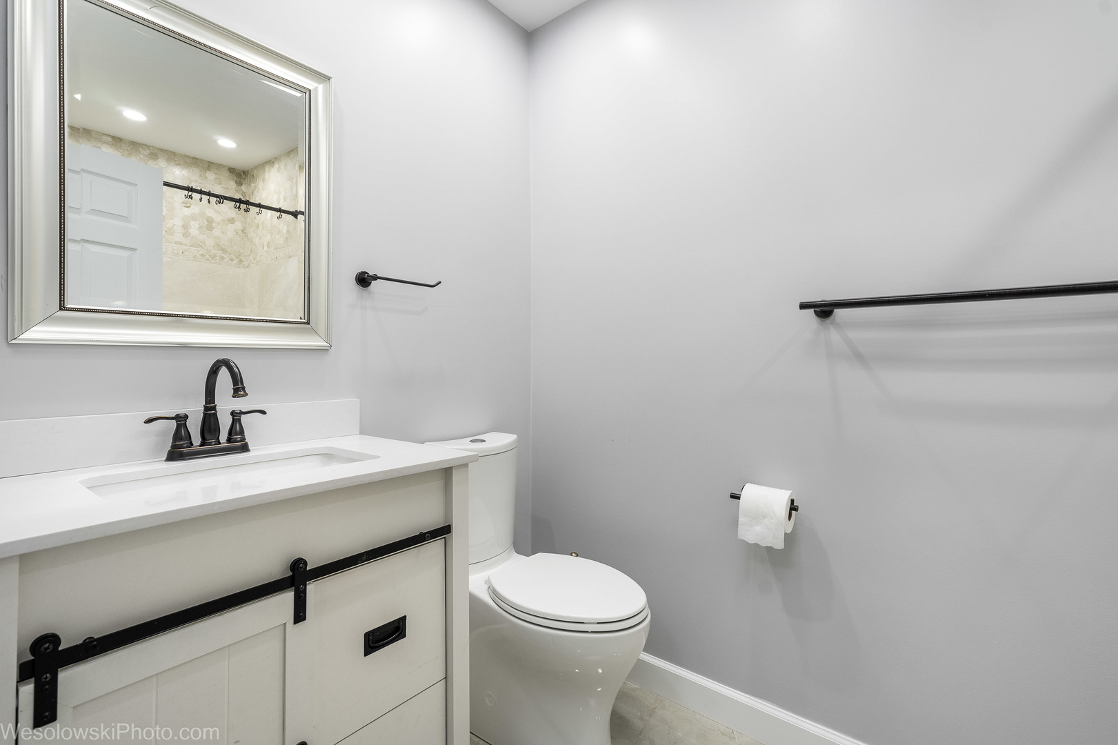 124 Midway Lane, Vernon Hills, IL 60061