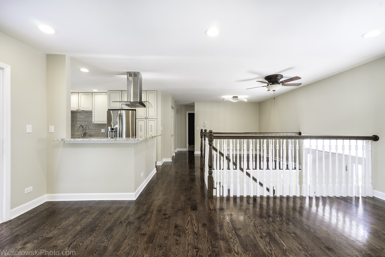 124 Midway Lane, Vernon Hills, IL 60061