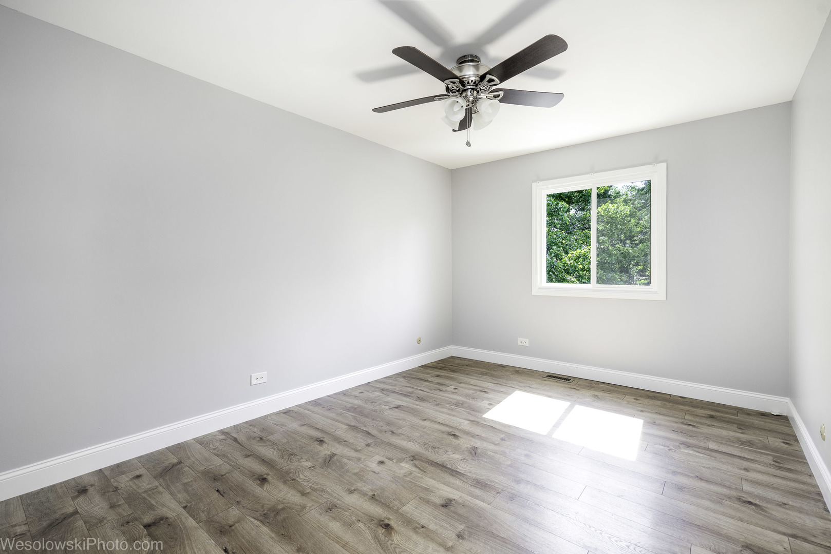 124 Midway Lane, Vernon Hills, IL 60061