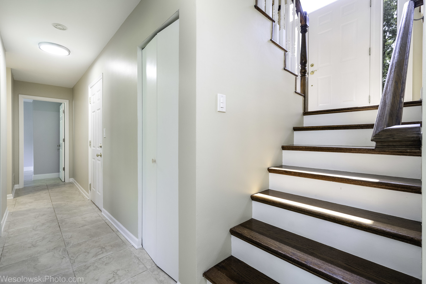 124 Midway Lane, Vernon Hills, IL 60061