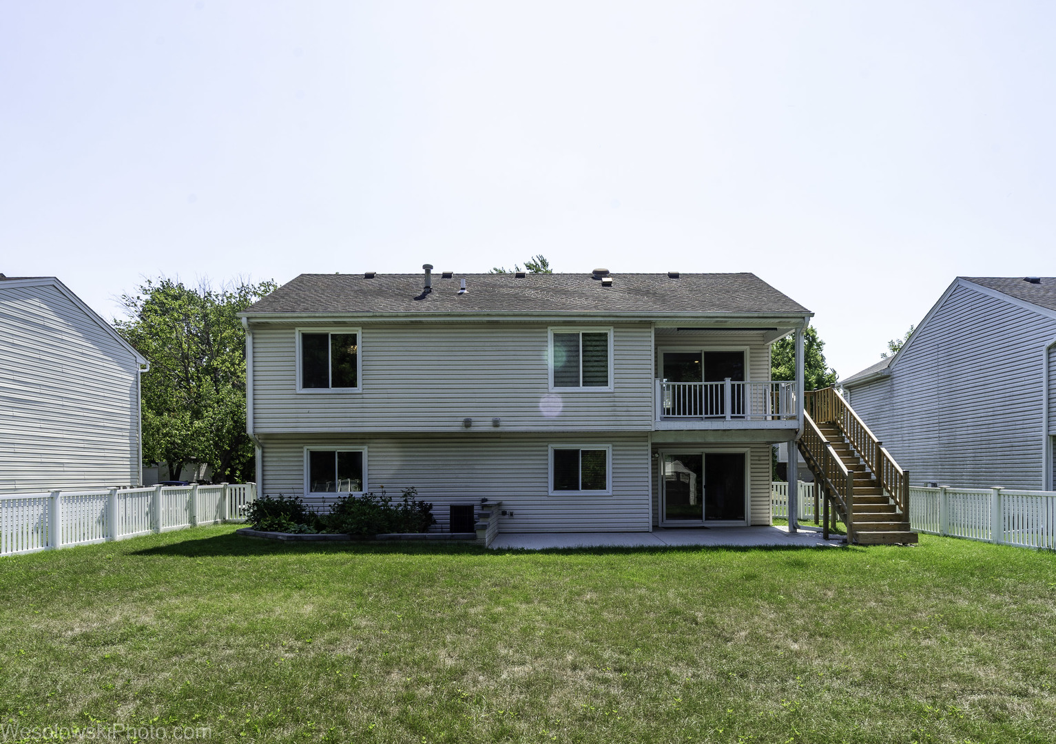 124 Midway Lane, Vernon Hills, IL 60061