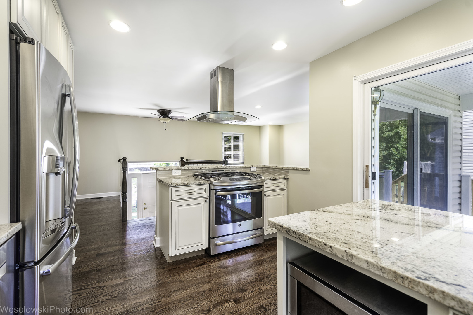 124 Midway Lane, Vernon Hills, IL 60061