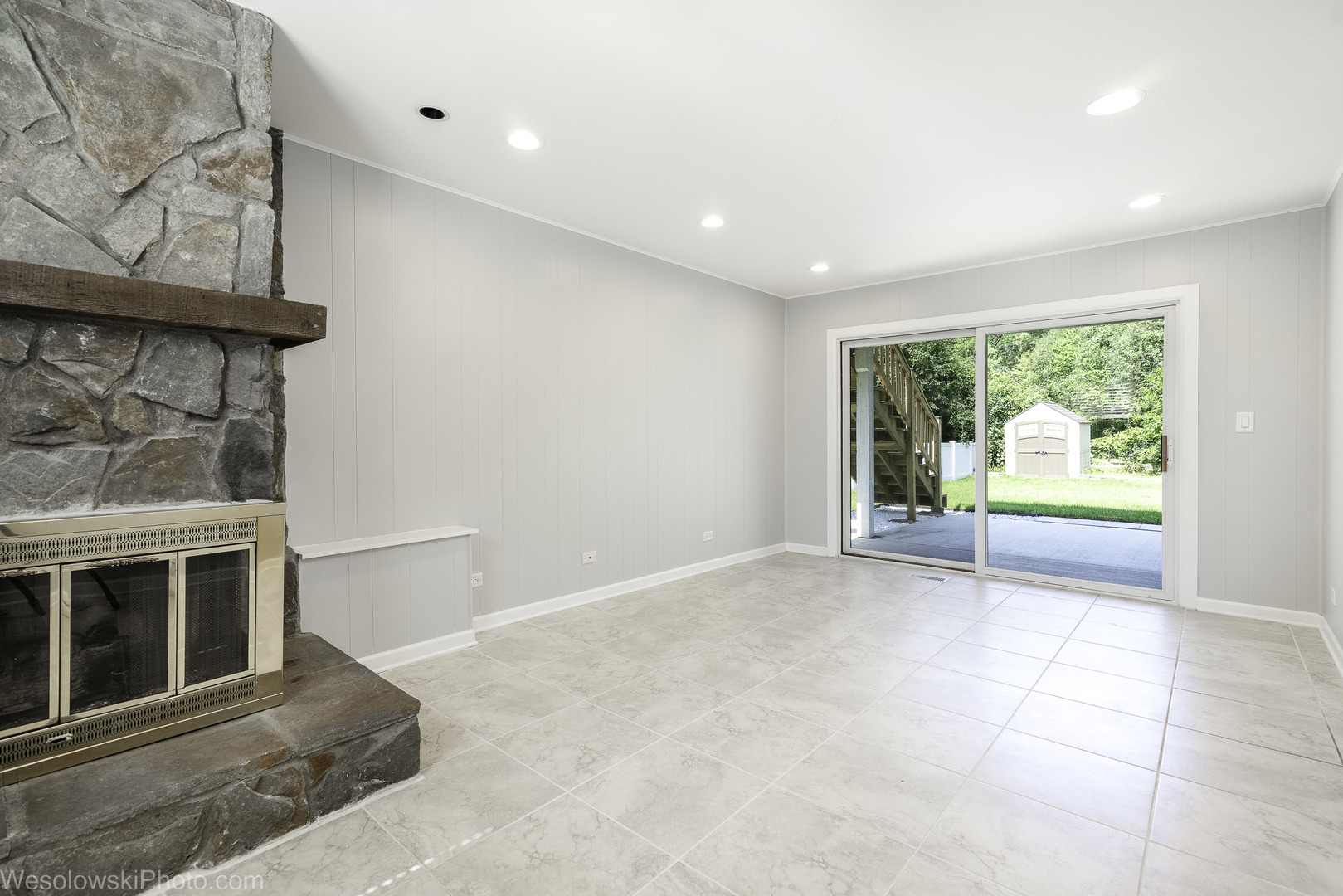 124 Midway Lane, Vernon Hills, IL 60061