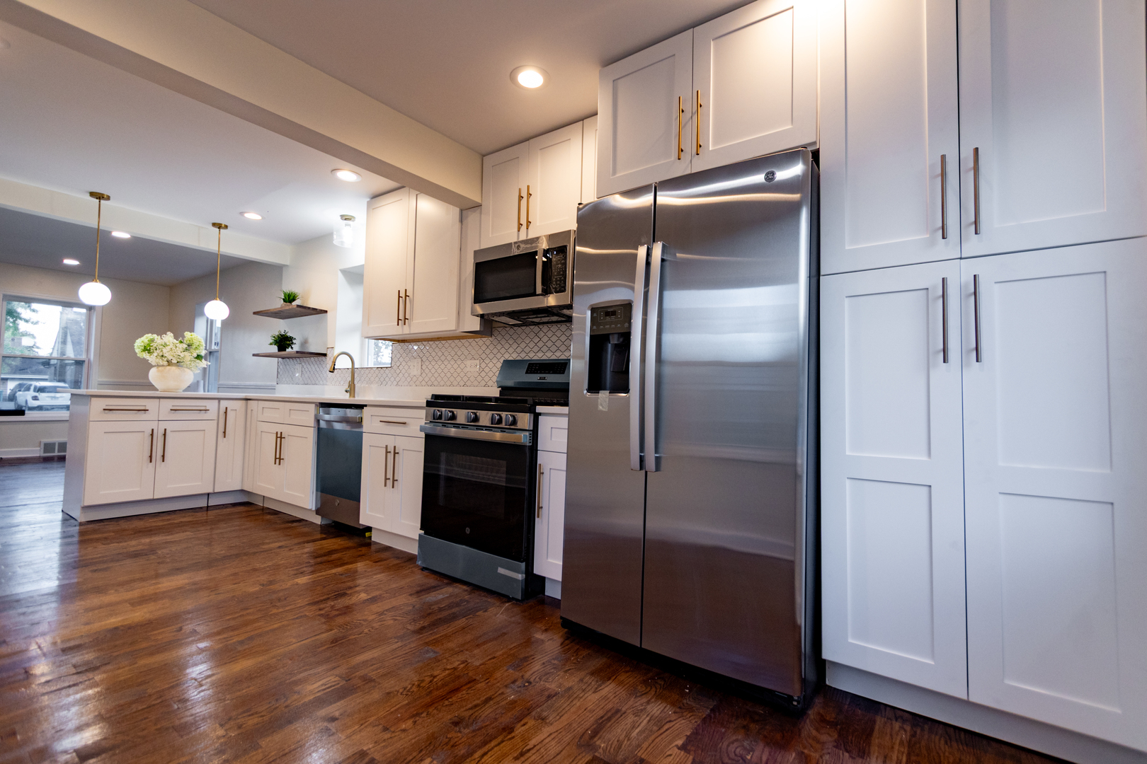 600 N Irving Avenue, Hillside, IL 60162